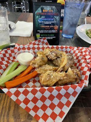 Bone-in garlic parm wings