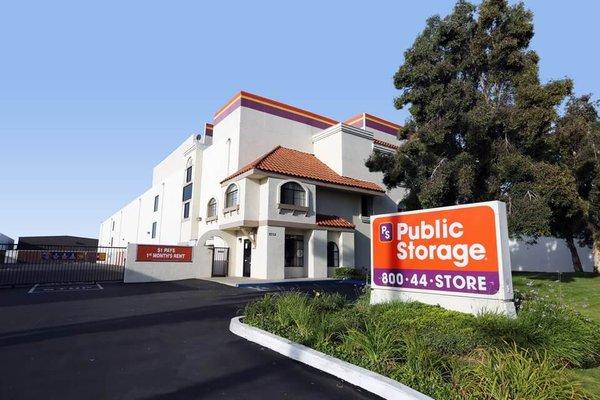 Public Storage