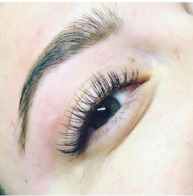 Classic lash set by Kim.