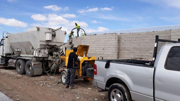 Blockwall service - concrete delivery