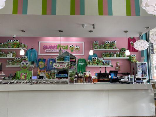 sweetFrog Premium Frozen Yogurt