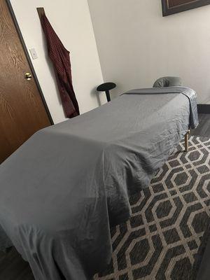 Single massage room