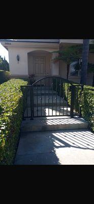 New metal Gate in Costa Mesa
By Oc Local Garage Doors And  Gate