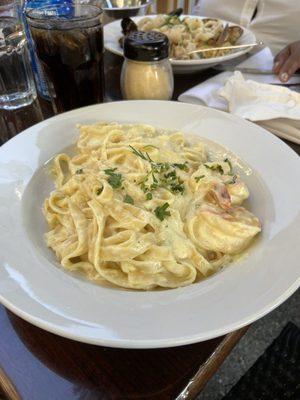 Fettuccine Alfredo with shrimp