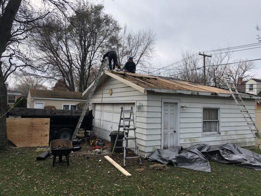 Rebuilding a garage roof rafter system in La Grange.