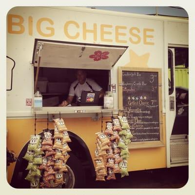 delicious grilled cheese truck