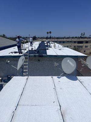 Commercial flat roof  POLY FRESCO in Hawthorne 2 buildings 8,000 sq ft,come see that