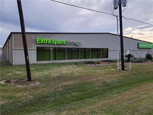 Beauty Image - Extra Space Storage at 9595 Highway 69, Port Arthur, TX 77640