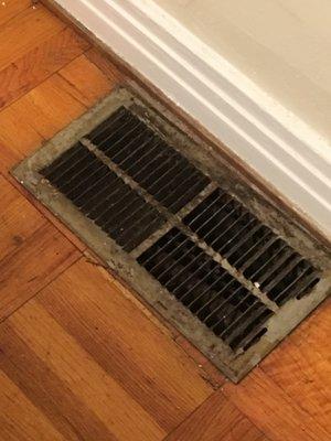 floor vent typical