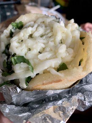 Spinach and chicken arepa