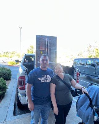 Our customers who came right before the store closes and self picked up a refrigerator! Thank you for trusting our business!!