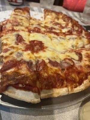 15" Large Homemade Sausage and pepperoni Pizza with extra cheese