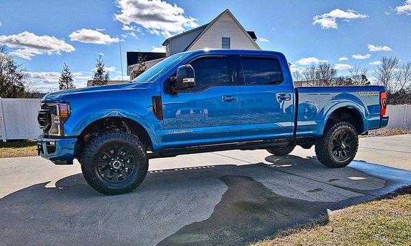 Owner's Pride fully warrantied ceramic coating package. This awesome Ford Super Duty is now protected for 7 years!!