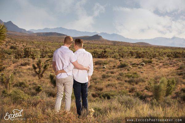 Las Vegas Desert Elopement Photos