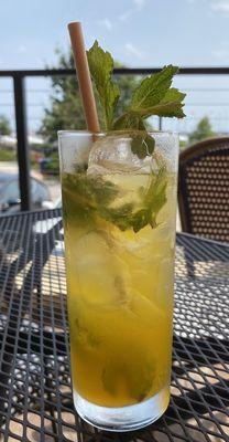 Peach No-Jito Mocktail