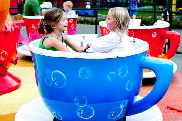 Tea Cups family ride at Como Town Amusement Park  in Saint Paul, MN.