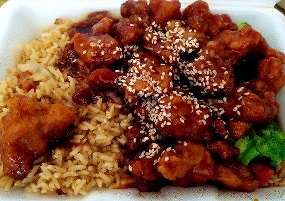 Sesame chicken lunch special priced at $5.99.  Two meals here for sure. Can you say leftovers?