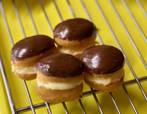 Mini cream fill donuts