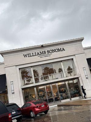 Williams-Sonoma