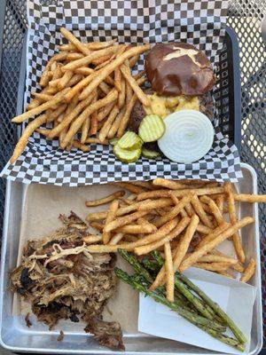 Brisket smash burger Build your own tray with pork