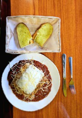 Tasty Meat Lasagna and Garlic Bread