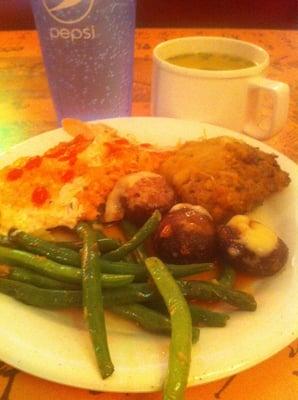 fresh baked salmon, fresh green beans, stuffed pepper and shooms.