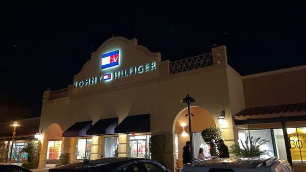 Tommy Hilfiger