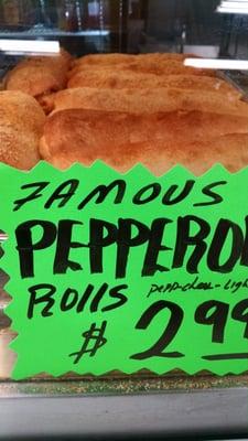 Famous pepperoni rolls