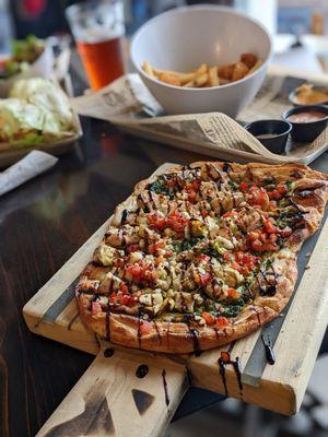 Pesto Chicken flatbread