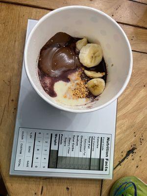 (7.3 oz) False Advertising not a half pound  Cup (.42oz)  $9 for 6.8oz of Açaí