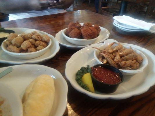 Gator bites, fried  crab claws, slamming hush puppies