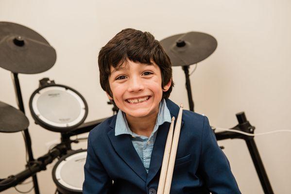 Drum Lessons in Tarzana with Angeles Academy of Music