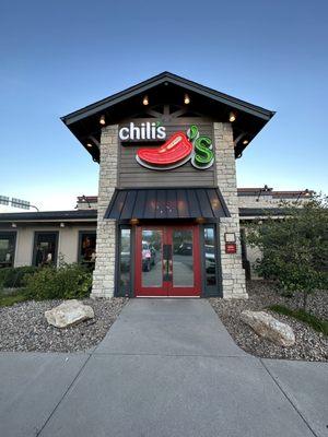 Front Entrance to Chili's in Castle Rock