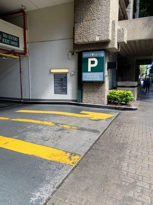 11/12/2019 Entrance to the parking structure, early bird / visitor parking take a left, don't go straight and down