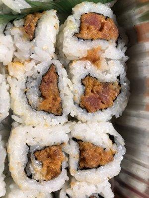 Spicy salmon roll