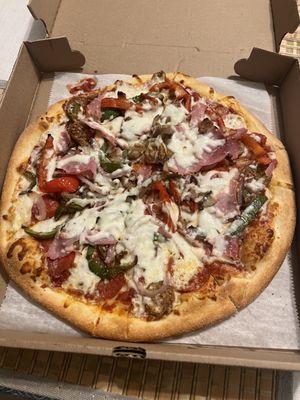 Specialty pizza (ham substitute vs. sausage)