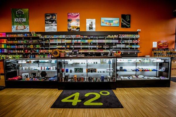 e-cigs, vapes, and premium e-juices at 42 Degrees