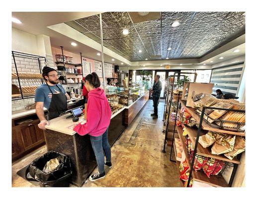 La Boulangerie.1945 W Wilson Ave,Chicago, IL .French Bakery Coffee Tea Fresh Pastry Sandwiches etc. Cool !