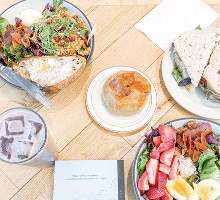 From left to right: blueberry iced coffee, Thai rice salad, potato bomb, breakfast salad with strawberries, and a Turkey sandwich.