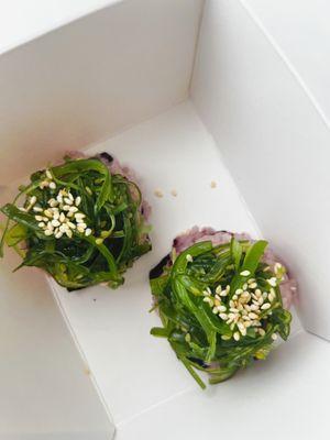 Seaweed Salad Sushi Ball (2pcs)