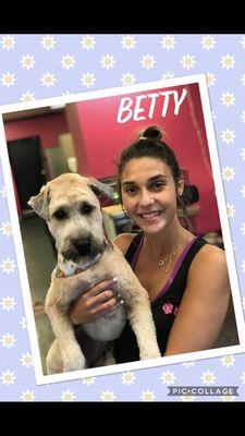 Betty groomed by Anna