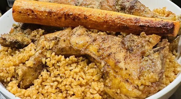 Gambian jollof rice with chicken (Halal)