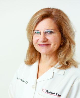 Dr. KathyLee Santangelo, Totality's kind and professional vein care specialist.