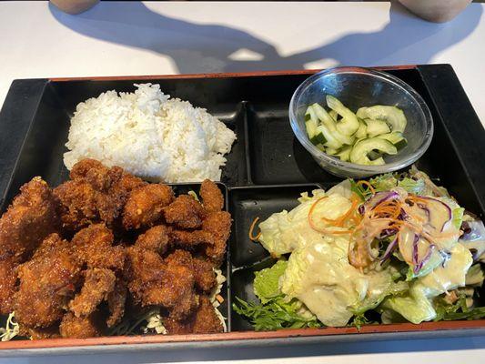 Popcorn chicken bento