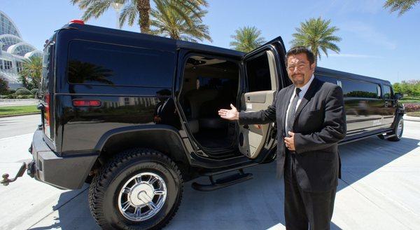 BLACK HUMMER LIMO