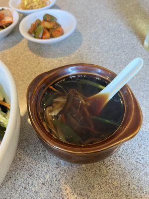 Osumashi soup (Japanese soup with mushroom and vegetables)