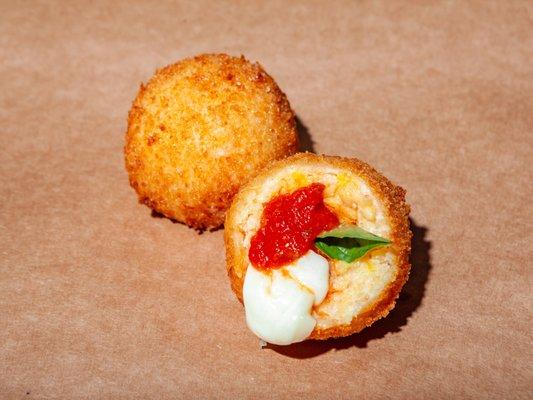 Arancino Napoli
 #arancini #riceballs