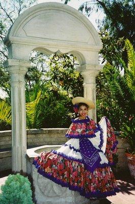 Another shot of a beautiful Sinaloa ballet folklorico dress created by Maria Azucena.  Photo credit to Ballet Folklorico Yaqui.