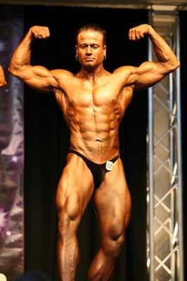 Trainer Rolando Amorim competing