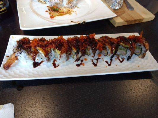 Dragon roll